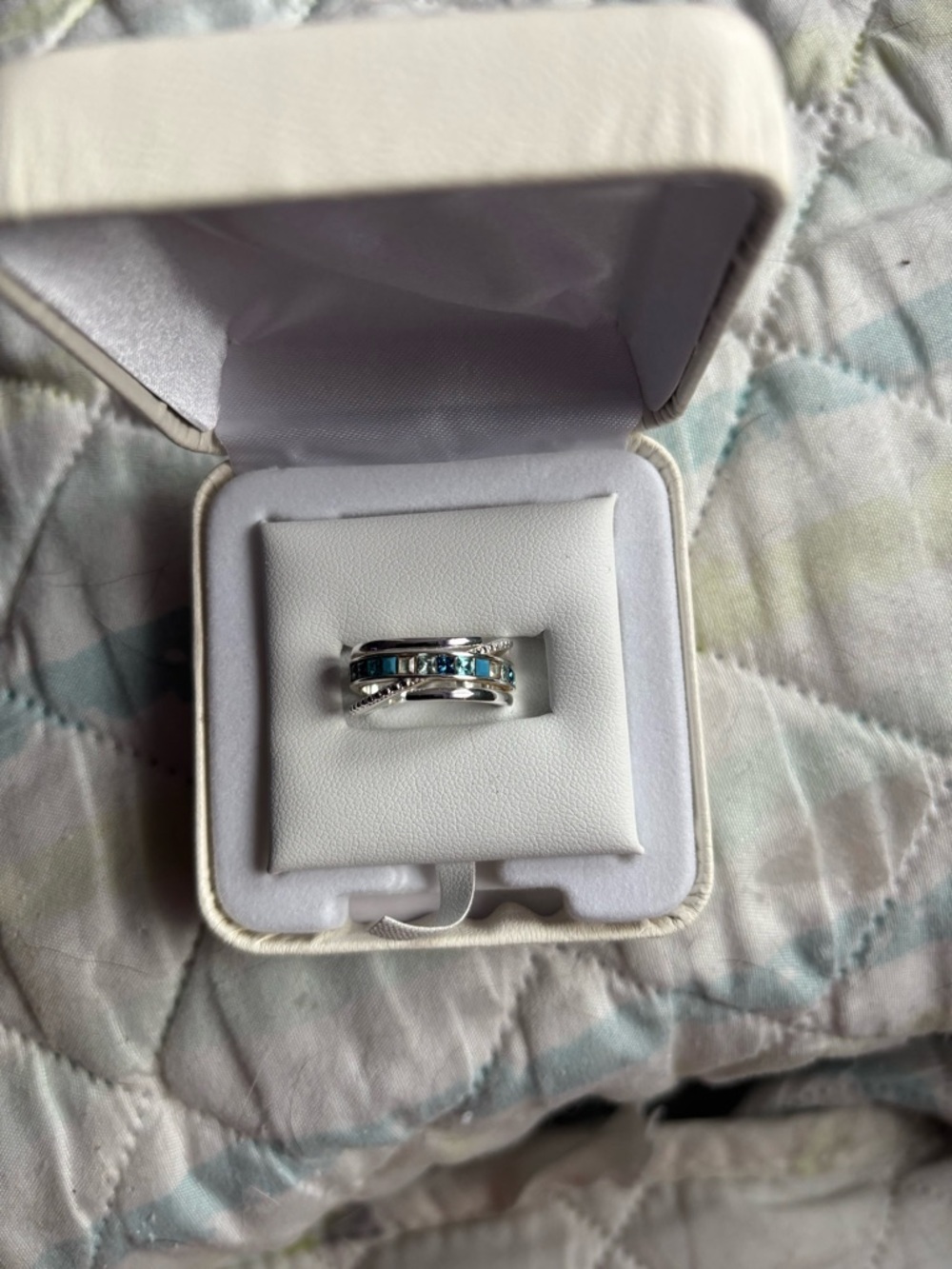 Kohl's Silver Tone Ring with Blue Stones